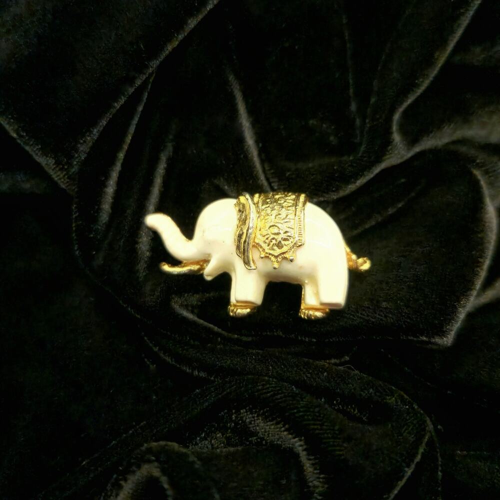 vintage brooch figural elephant cream and gold